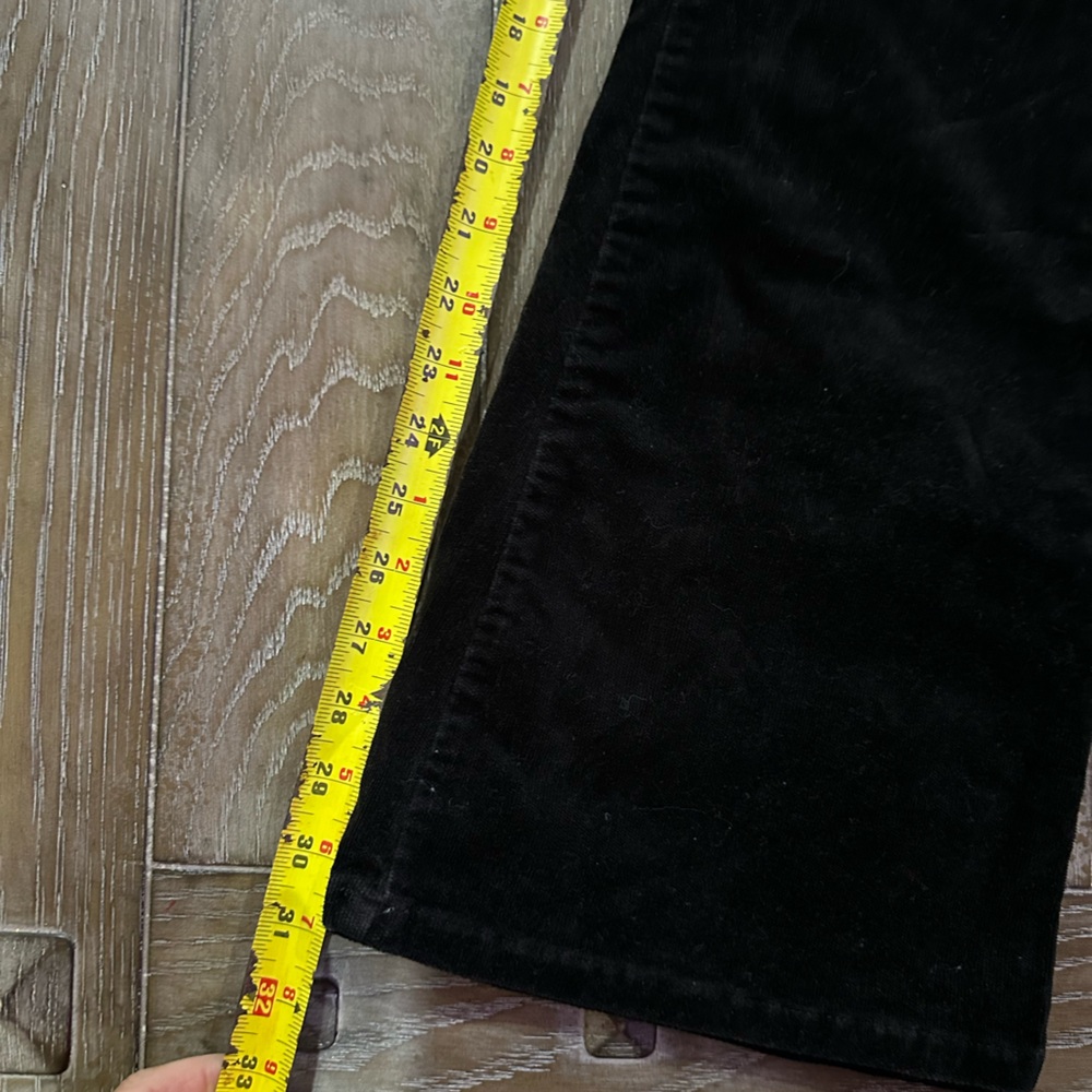 Tommy Jeans Velvet Jeans - Picture 12 of 13